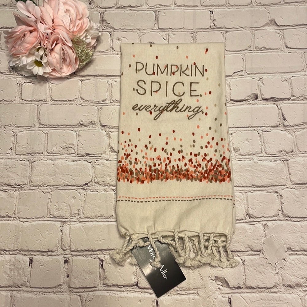 NWT Fall “Pumpkin Spice Everything” Kitchen Towel